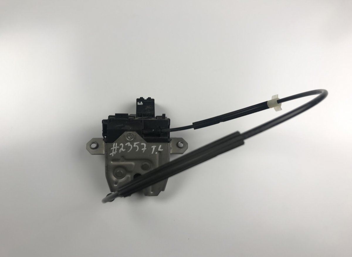Volvo S60 Boot lid / tailgate lock Boot lid / tailgate lock — VOLVO S60 II / V60 I...