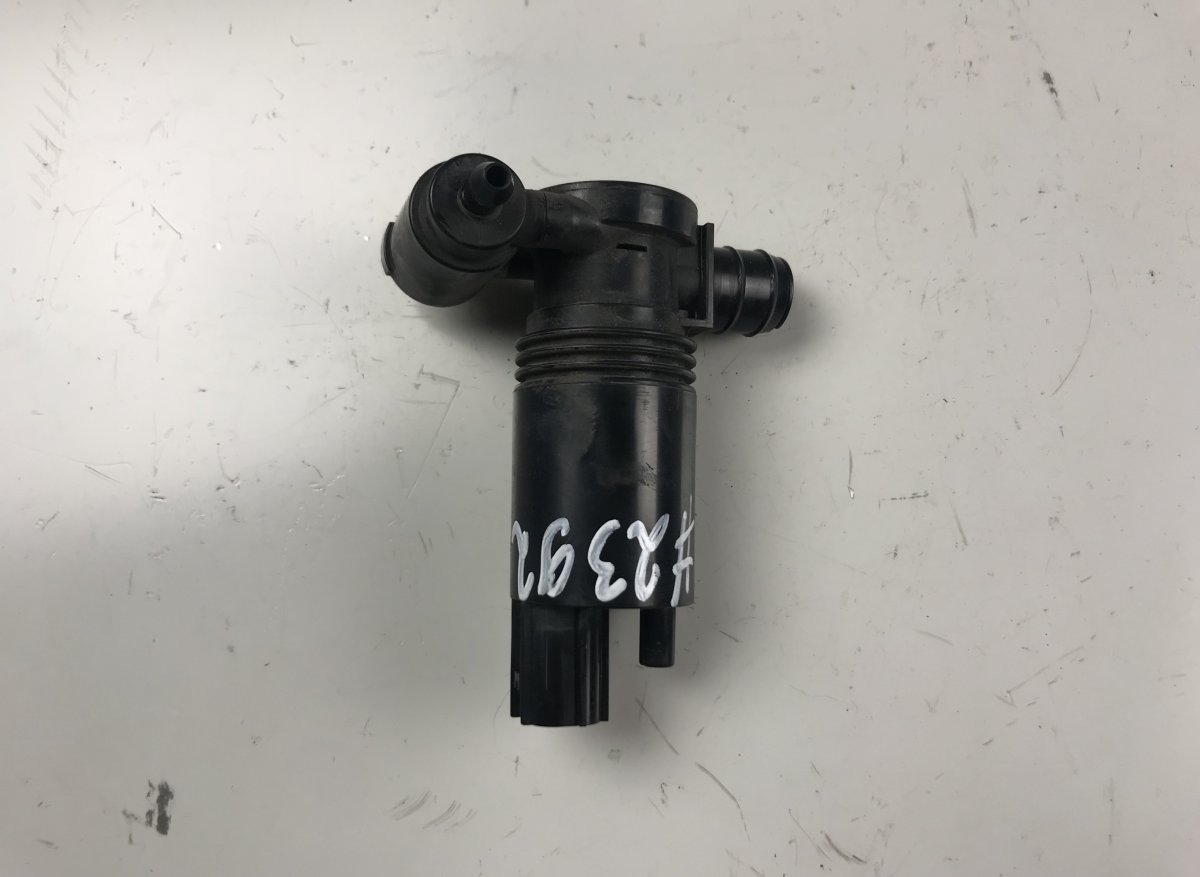 Volvo XC60 Washer Pump Headlights VOLVO XC60 I (2009-2017) Washer Pump Headlights...