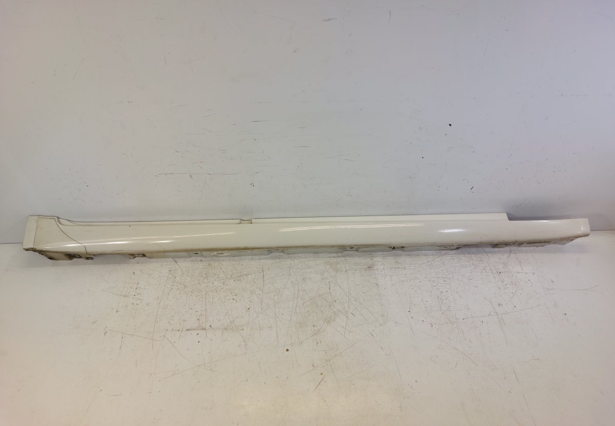 BMW 7 (F01 / F02 / F03 / F04) Right Side Skirt BMW 7 (F01, F02) (2008-2016) Right Side Skirt 5...