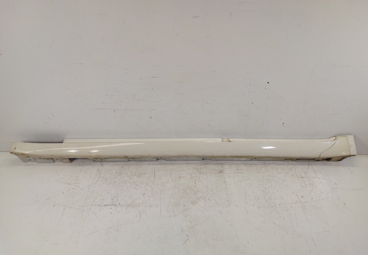 BMW 7 (F01 / F02 / F03 / F04) порог (левый) BMW 7 (F01, F02) (2008-2016) Side Skirt Left 51...