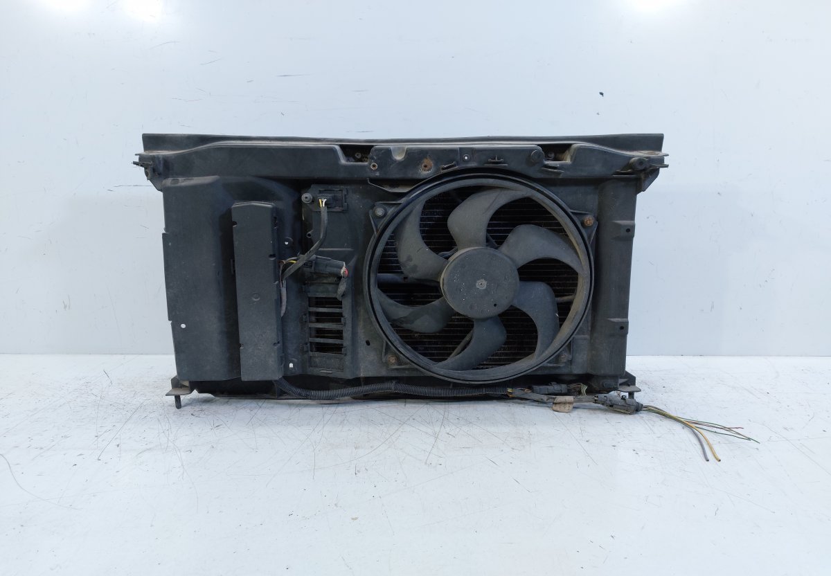 Peugeot 307 Front panel PEUGEOT 307 (2000-2007) Front panel 9637040680
...