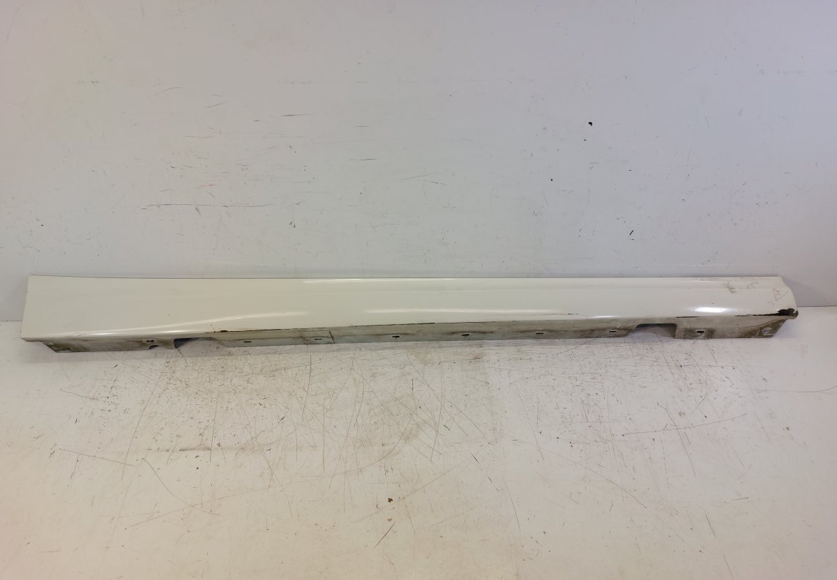 BMW 3 (E90 / E91 / E92 / E93) Right Side Skirt BMW 3 (E90, E91, E92, E93) (2005-2011) Right Si...