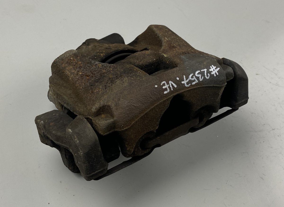 Volvo S60 Brake caliper Front left VOLVO S60 II / V60 I (2010-2018) Brake caliper ...