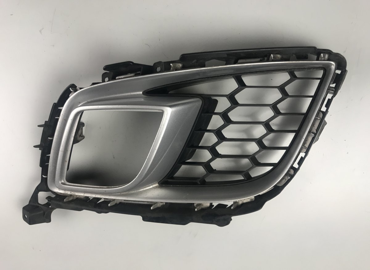 Mazda 6 (GH) Front Bumper Grille Left MAZDA 6 (GH) (2007-2012) Front Bumper Grille Le...