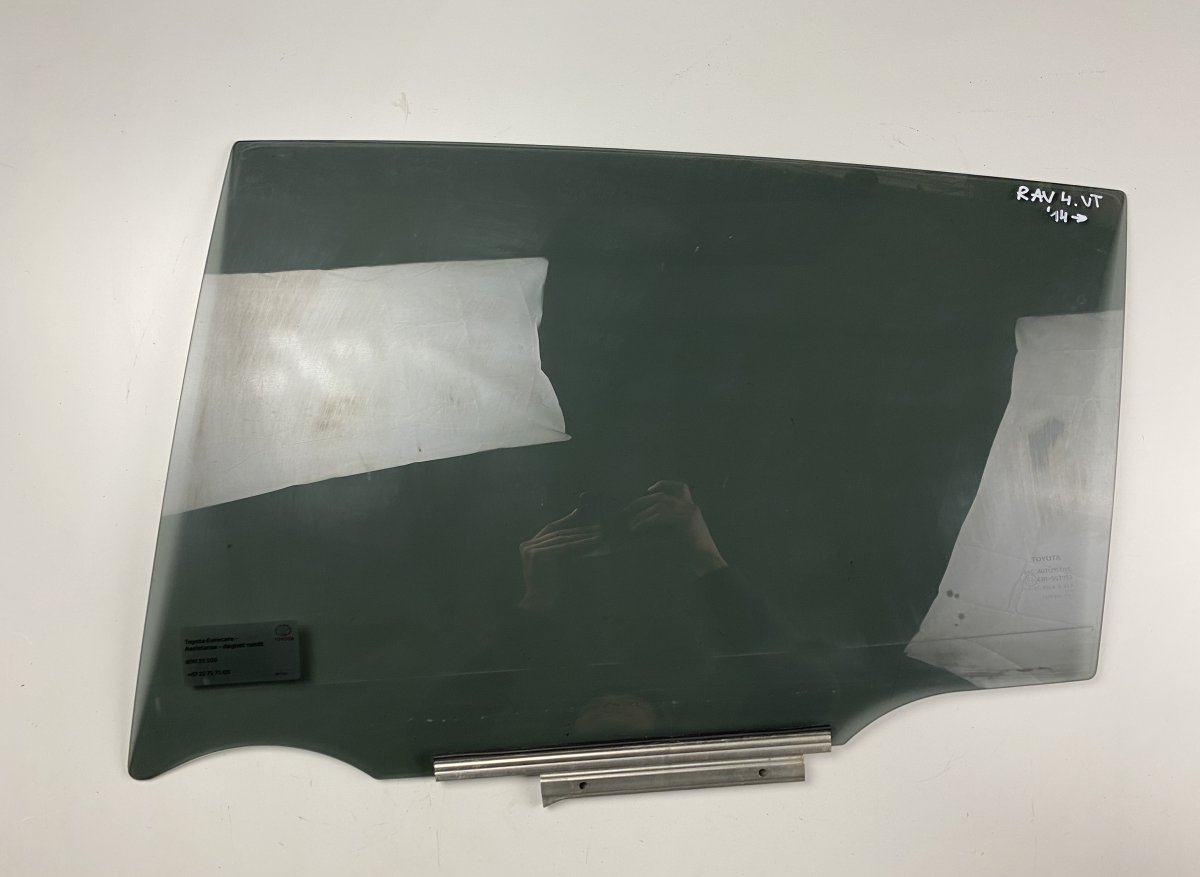 Toyota RAV4 (XA40) Door window glass rear left TOYOTA RAV 4 IV (XA40) (2013-2018) Door window ...
