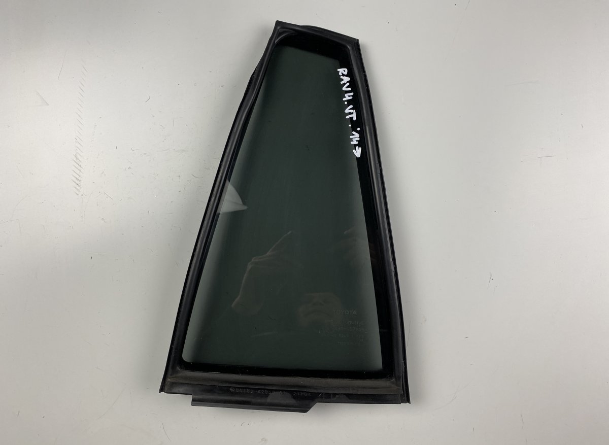 Toyota RAV4 (XA40) Door quarter Window glass rear left TOYOTA RAV 4 IV (XA40) (2013-2018) Door quarter...