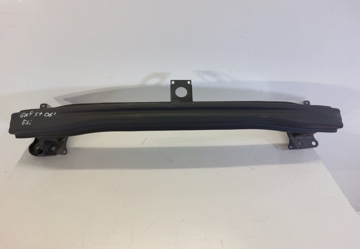 Volkswagen Golf Plus передний бампер, штифт VW GOLF PLUS (5M1, 521) (2005-2013) Front Bumpe...