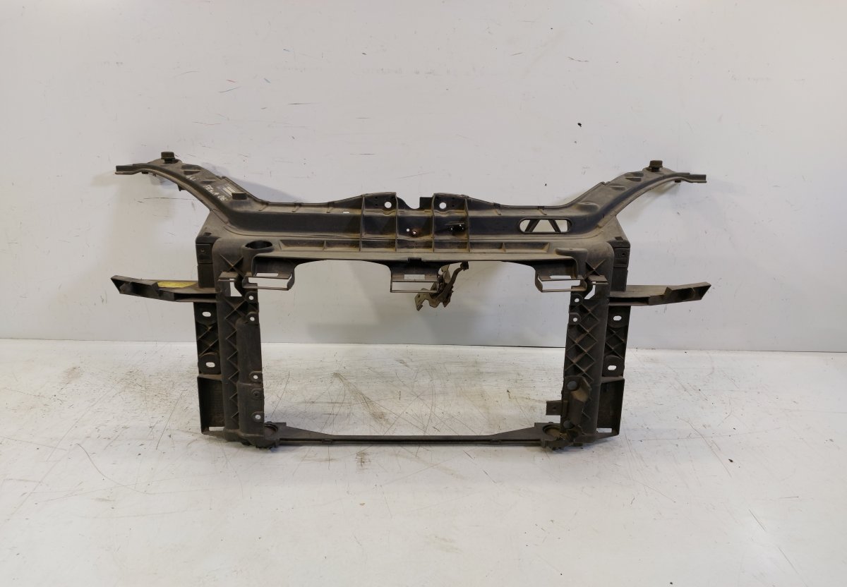 Ford Fiesta Front panel FORD FIESTA V (2001-2008) Front panel 16E146

P...
