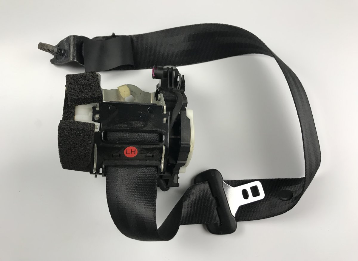 Volvo S60 Seat Belt Rear Left VOLVO S60 II / V60 I (2010-2018) Seat Belt Rear...