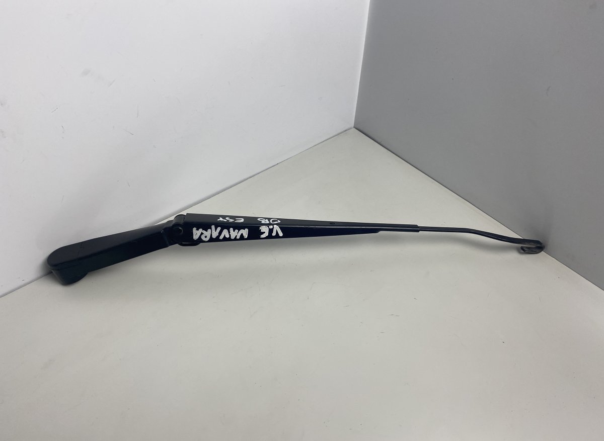 Nissan Pick Up / Navara / NP300 (D22) Windscreen Wiper Arm Left NISSAN NAVARA II / NP300 (D40) (2004-2021) Wind...
