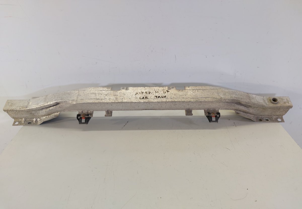 Opel Astra (H) задний бампер, штифт OPEL ASTRA H (2004-2014) Rear bumper beam 13125...