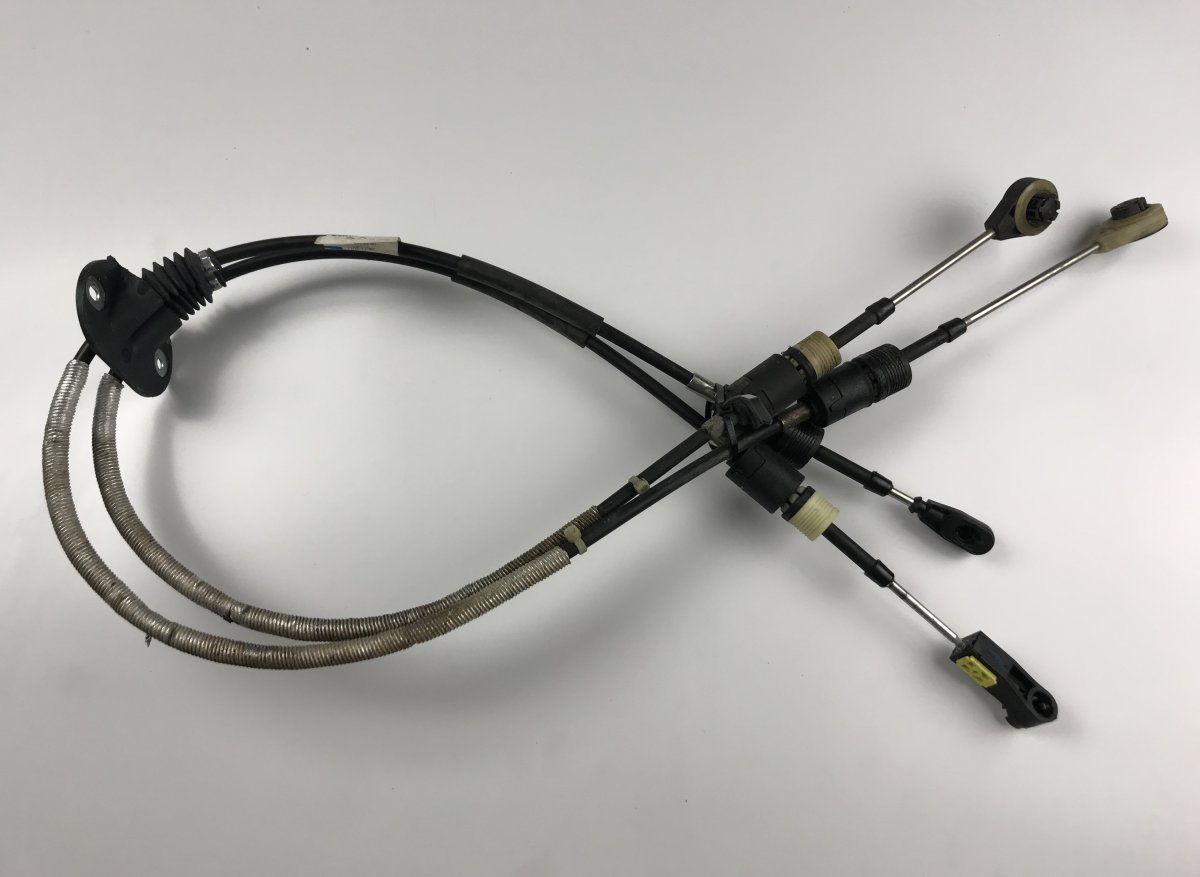 Volvo S60 Gearshift Linkage / Cable VOLVO S60 II / V60 I (2010-2018) Gearshift Link...