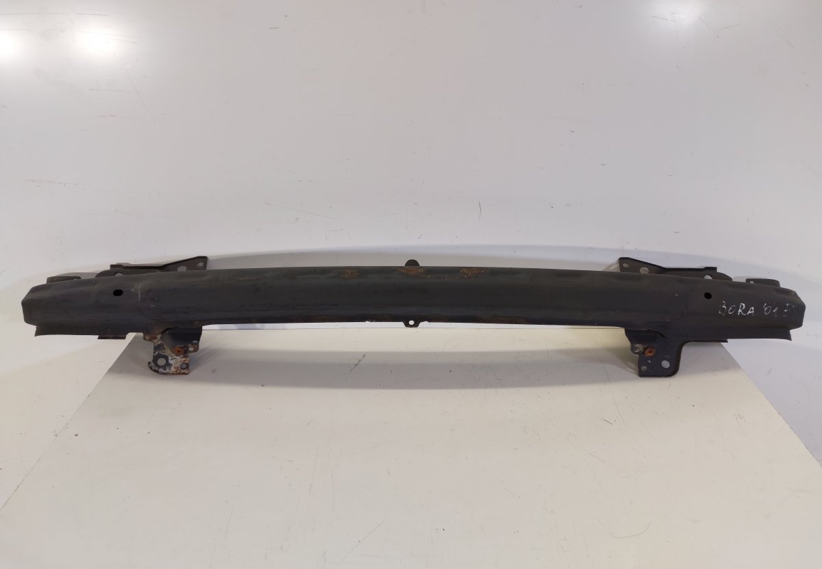 Volkswagen Bora передний бампер, штифт VW BORA / JETTA IV (1J2, 1J6) (1998-2005) Front...