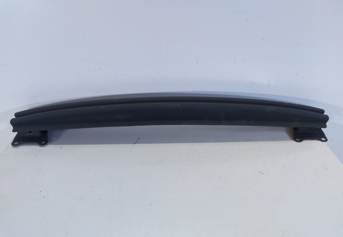 Volkswagen Golf Plus задний бампер, штифт VW GOLF PLUS (5M1, 521) (2005-2013) Rear bumper...