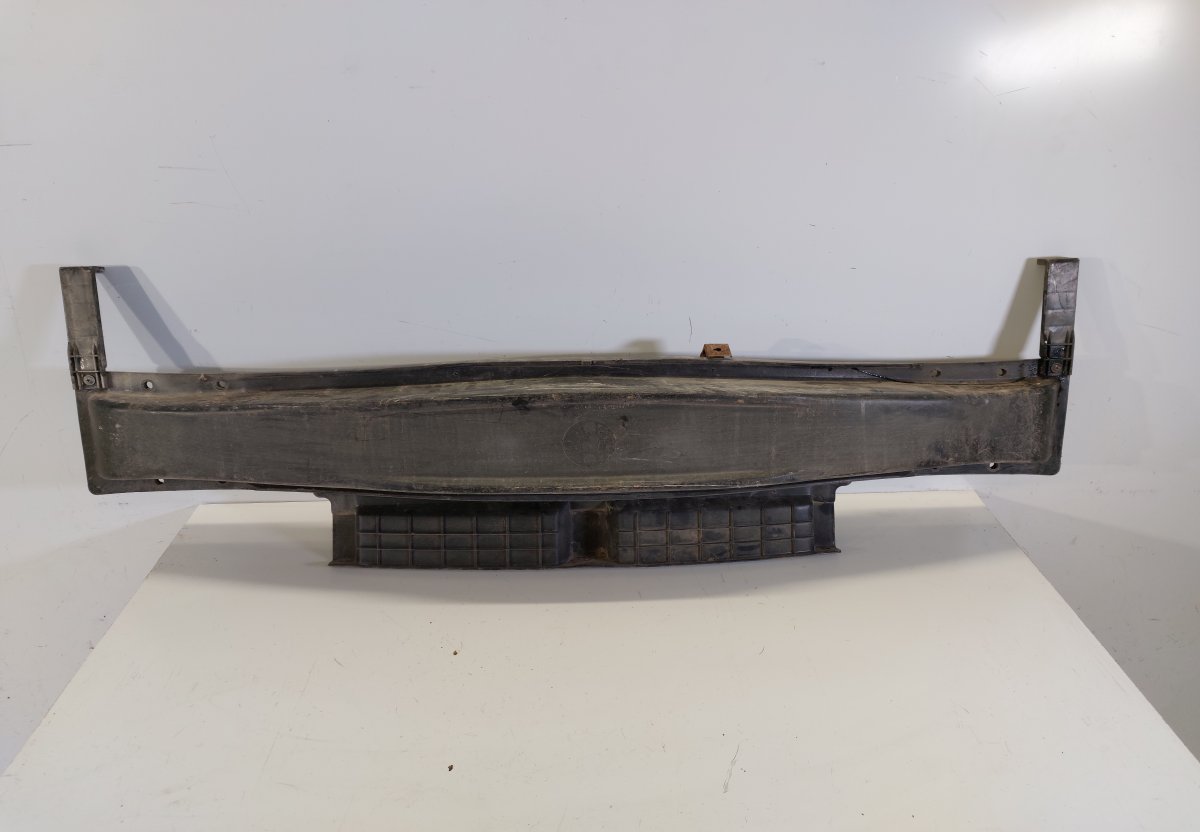 Hyundai Coupe задний бампер, штифт HYUNDAI COUPE II (GK) (2002-2009) Rear bumper b...