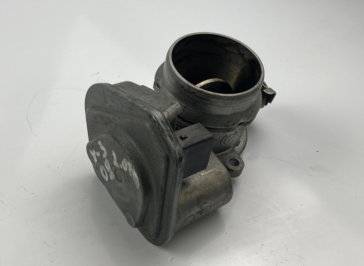 BMW X3 (E83) Throttle body BMW X3 (E83) (2004-2012) Throttle body 78043730...