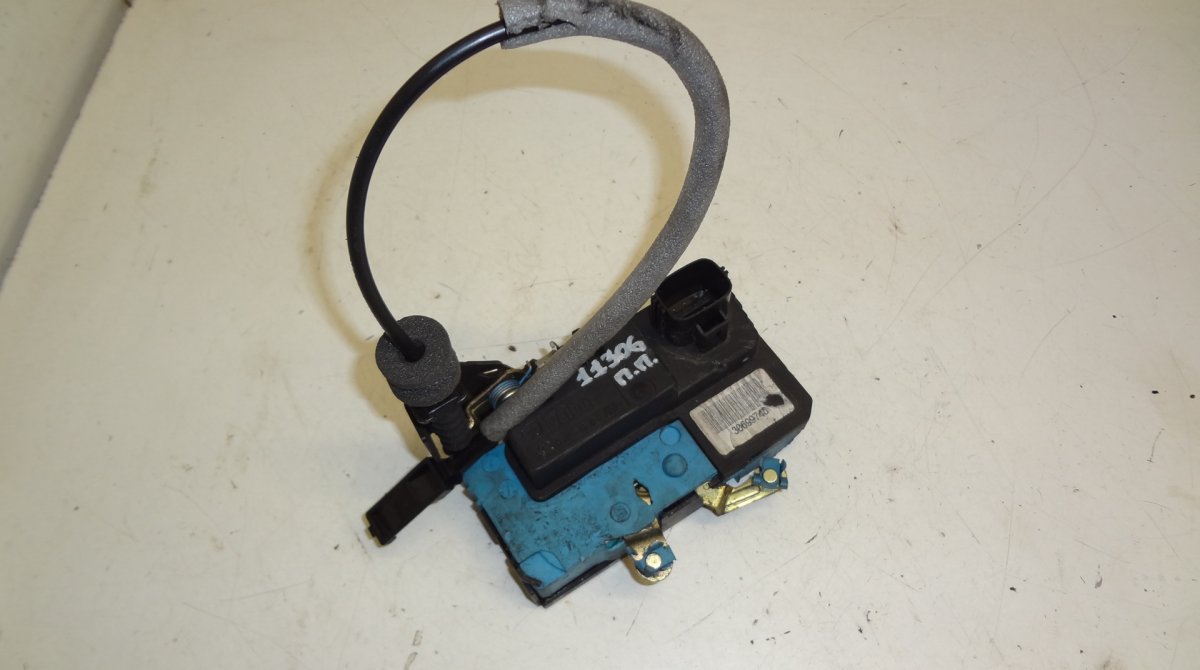 Volvo S60 Door Lock Front Right VOLVO S60 I (RS) (2000-2010) Door Lock Front Ri...