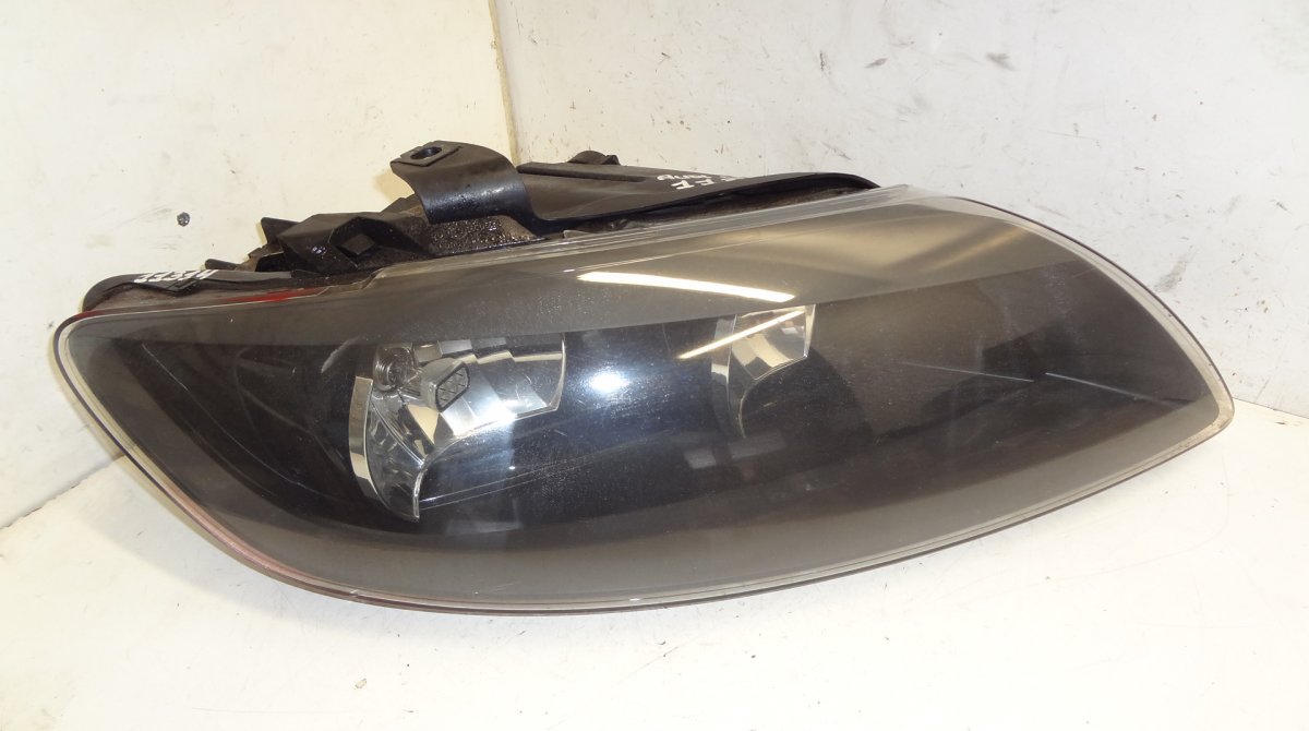 Audi Q7 (4L) headlight right AUDI Q7 (4L) (2006-2015) Headlight right 4L0941...