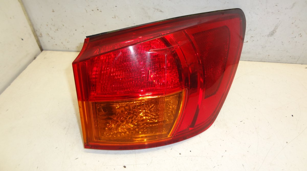 Lexus IS Tail light, right LEXUS IS II (XE20) (2005-2013) Tail light, righ...