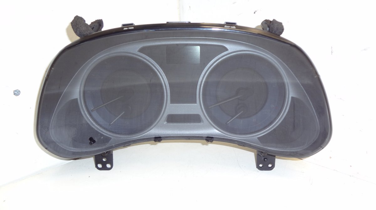 Lexus IS mittaristo LEXUS IS II (XE20) (2005-2013) Instrument Clust...