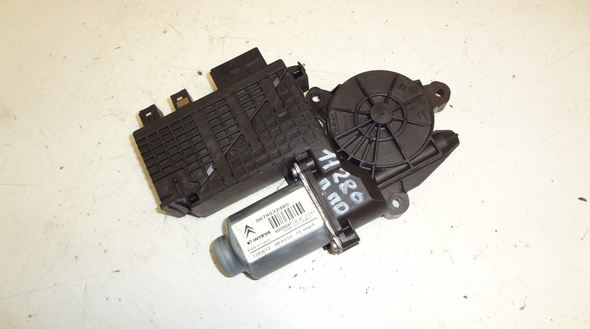 Citroen C4 Picasso Window Regulator Motor Front Right CITROËN C4 Picasso I (UD, UA) (2006-2013) Windo...