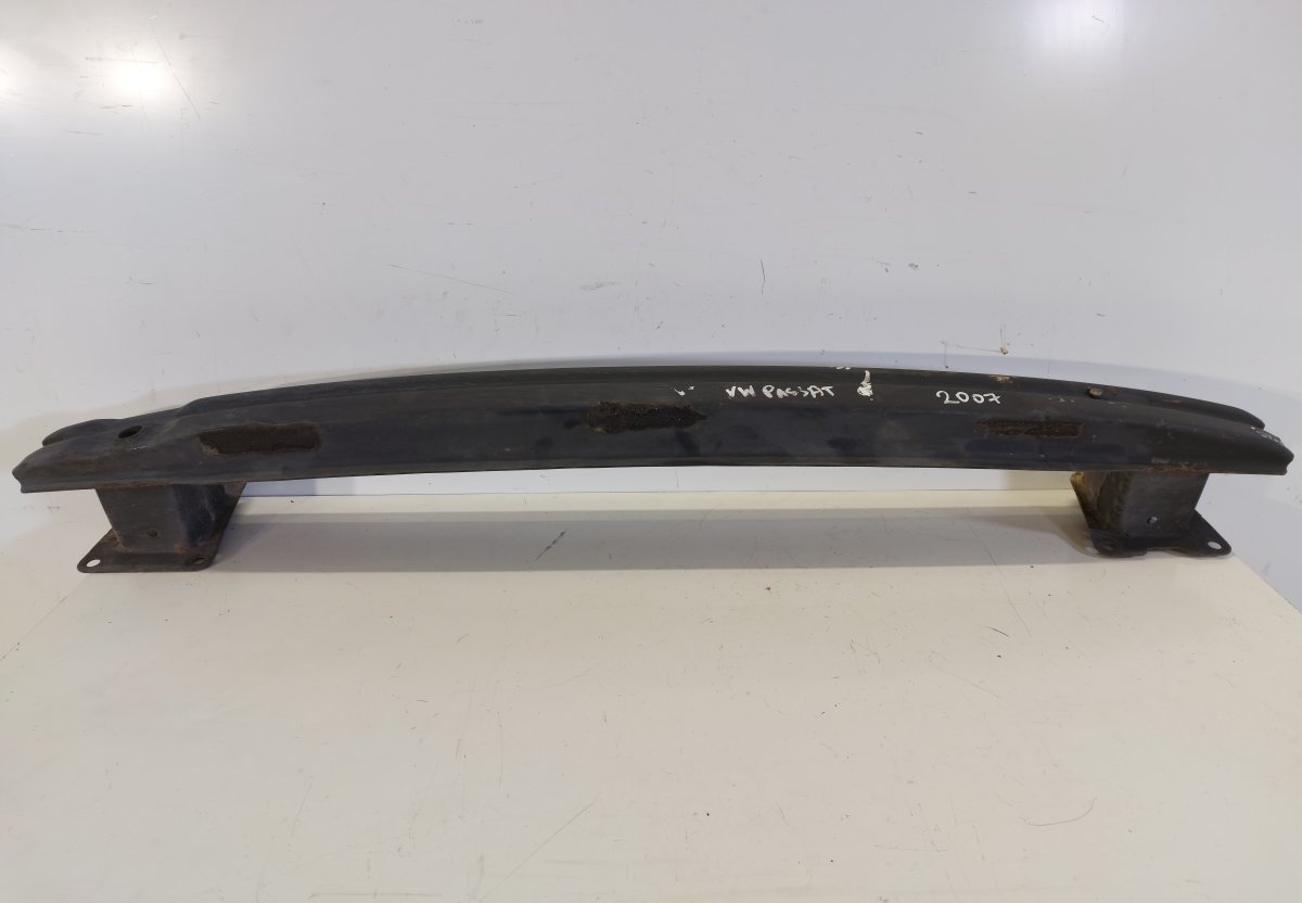 Volkswagen Passat задний бампер, штифт VW PASSAT B6 (3C) (2005-2010) Rear bumper beam ...