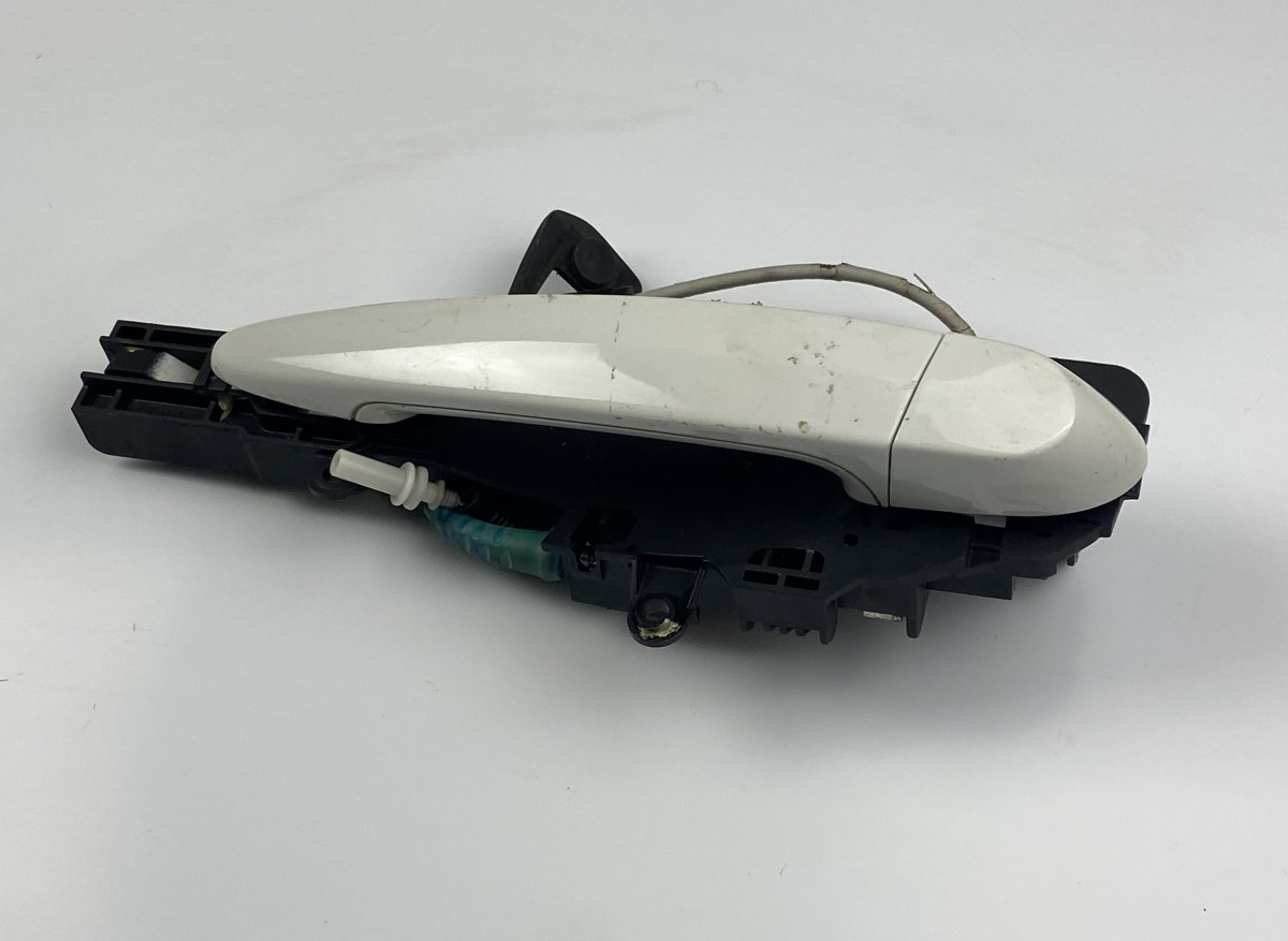 BMW 1 (E81 / E82 / E87 / E88) Door Handle Exterior Rear Left