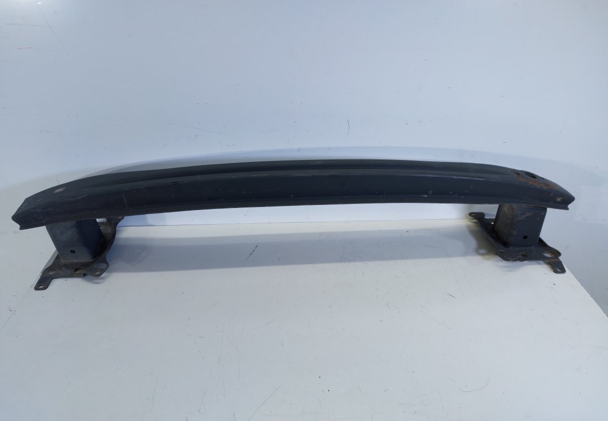 Volkswagen Touran передний бампер, штифт VW TOURAN (1T1, 1T2) (2003-2010) Front Bumper B...