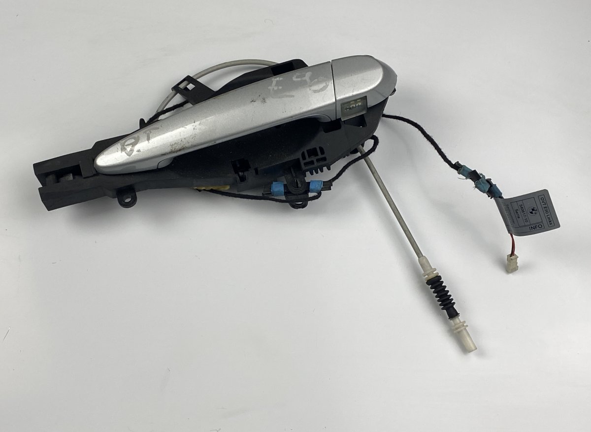 BMW 3 (E46) Door Handle Exterior Rear Left BMW 3 (E90, E91, E92, E93) (2005-2011) Door Han...