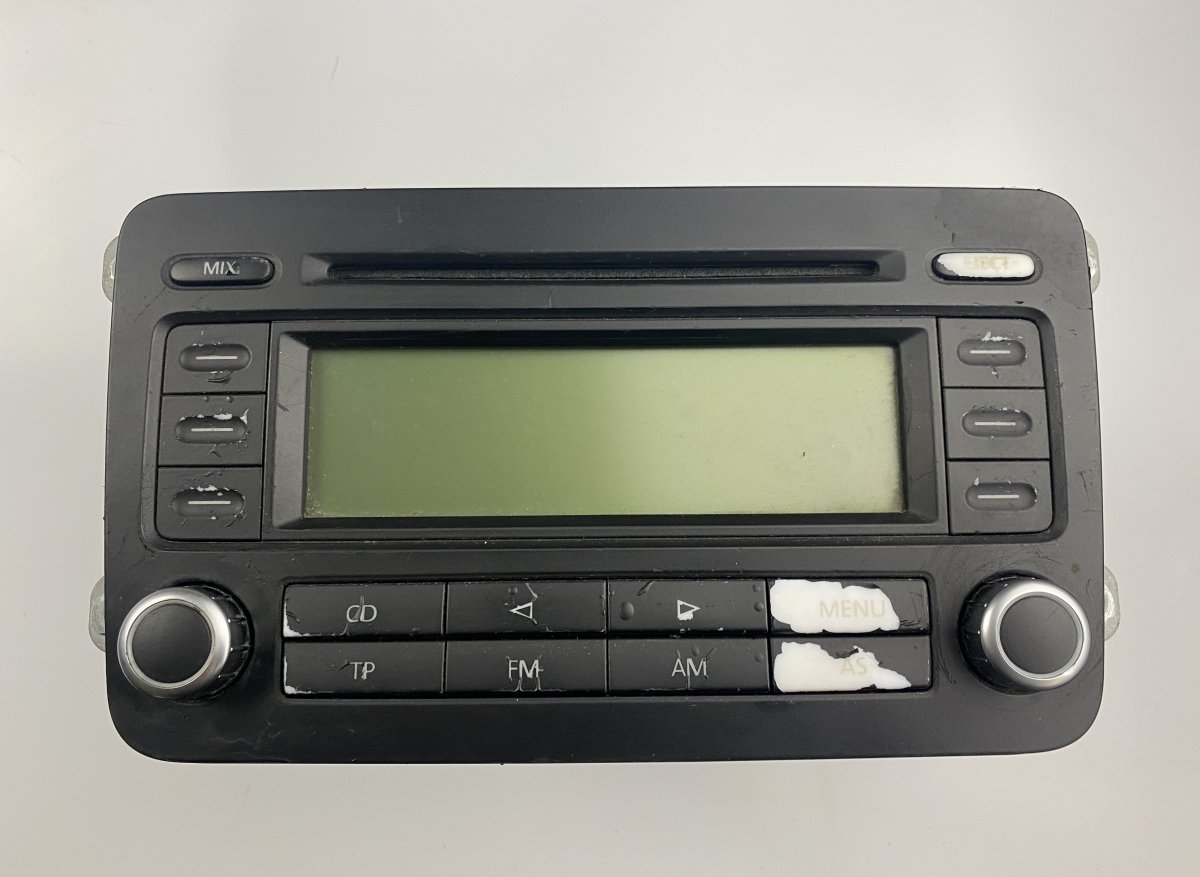 Volkswagen Passat Радио VW PASSAT B6 (3C) (2005-2010) Radio 1K0035186P
...