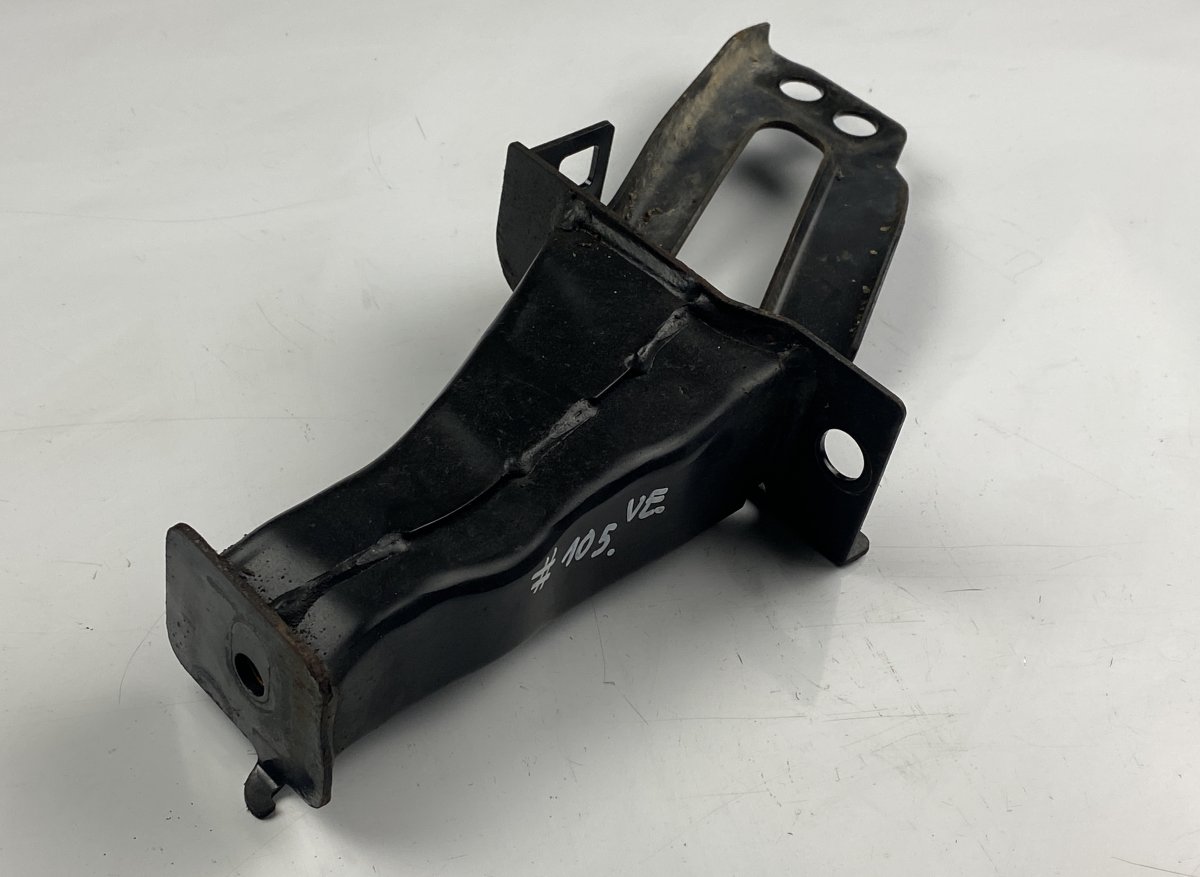 Volvo XC60 Front Bumper beam holder left VOLVO XC60 I (2009-2017) Front Bumper beam hold...