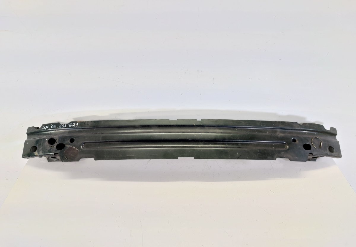 Jaguar XF задний бампер, штифт JAGUAR XF (X250, CC9) (2008-2015) Rear bumper b...