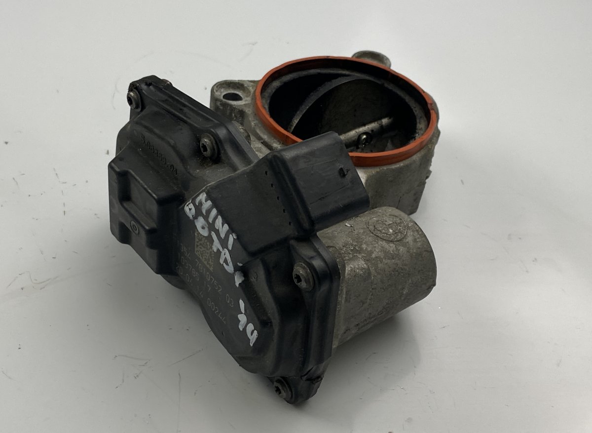 Mini Countryman, Paceman (R60 / R61) Throttle body MINI MINI COUNTRYMAN I (2010-2016) Throttle bod...