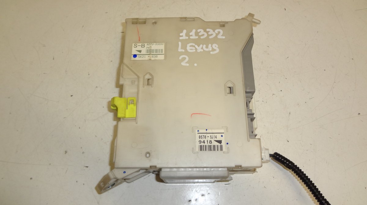 Lexus IS Fuse box LEXUS IS II (XE20) (2005-2013) Fuse box 82730-5...
