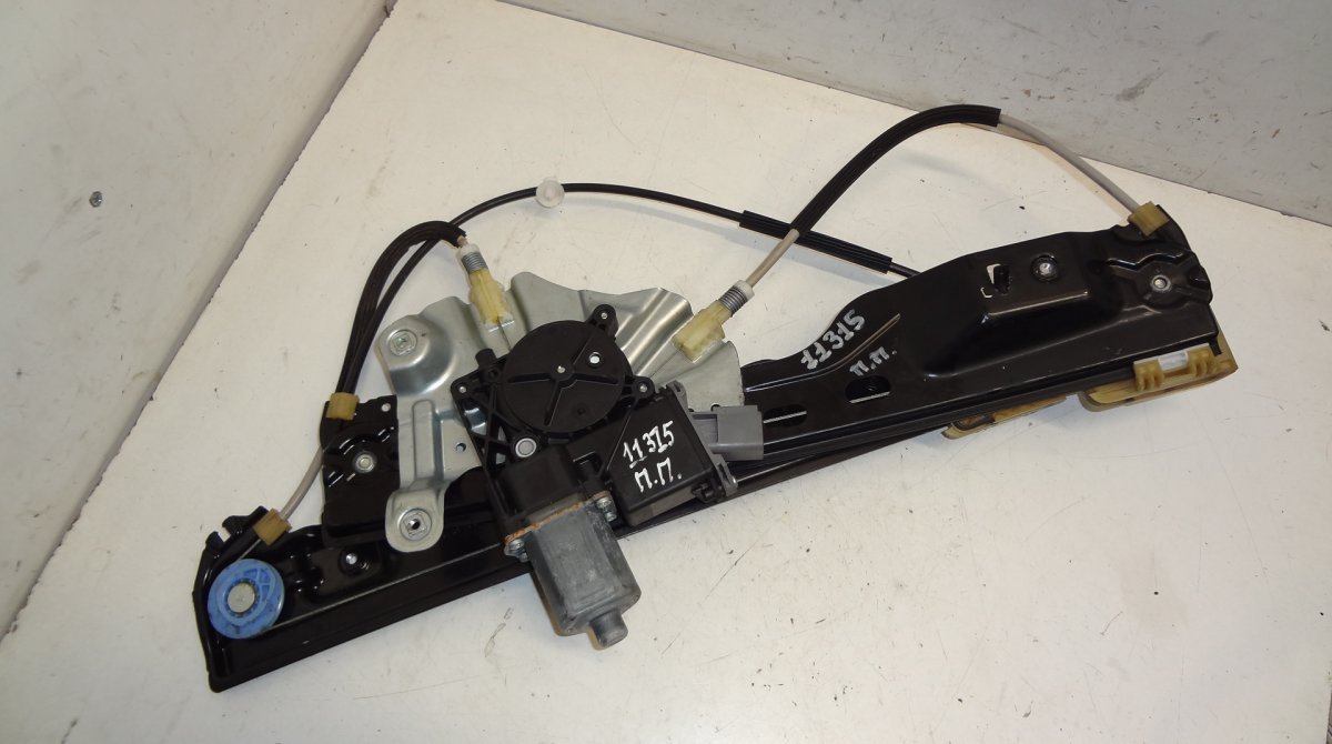 Opel Astra (H) Window Regulator Compl. front right OPEL ASTRA J (P10) (2009-2015) Window Regulator...