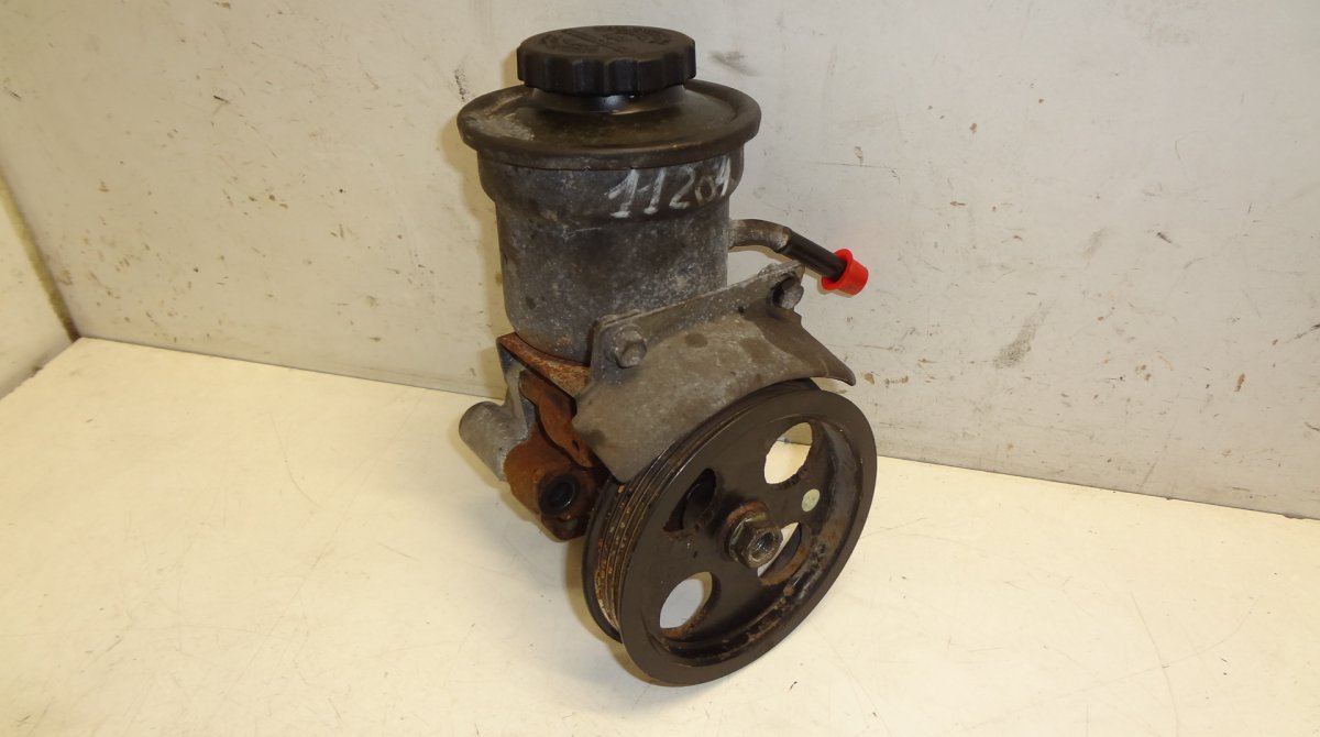 Toyota Previa насос усилителя рулевого управления TOYOTA PREVIA II (2000-2006) Power steering pum...