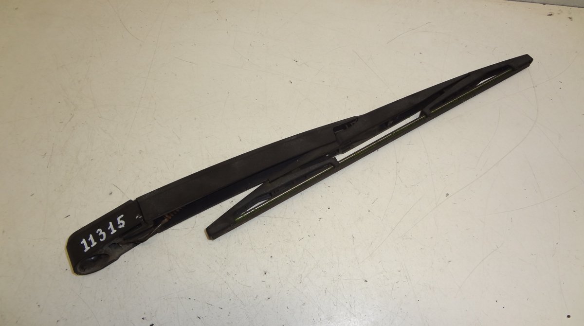 Opel Astra (H) Заднее стекло, рычаг стеклоочистителя OPEL ASTRA J (P10) (2009-2015) Rear Window Wipe...