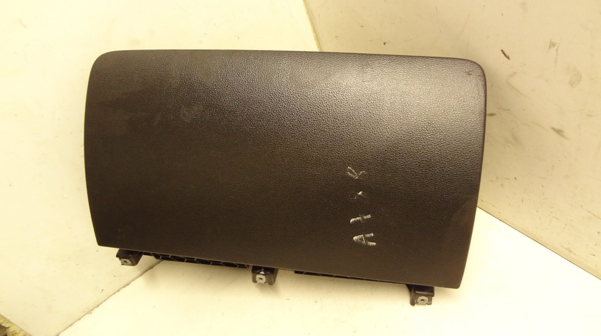 Audi Q7 (4L) Glove Compartment Compl. AUDI Q7 (4L) (2006-2015) Glove Compartment Comp...