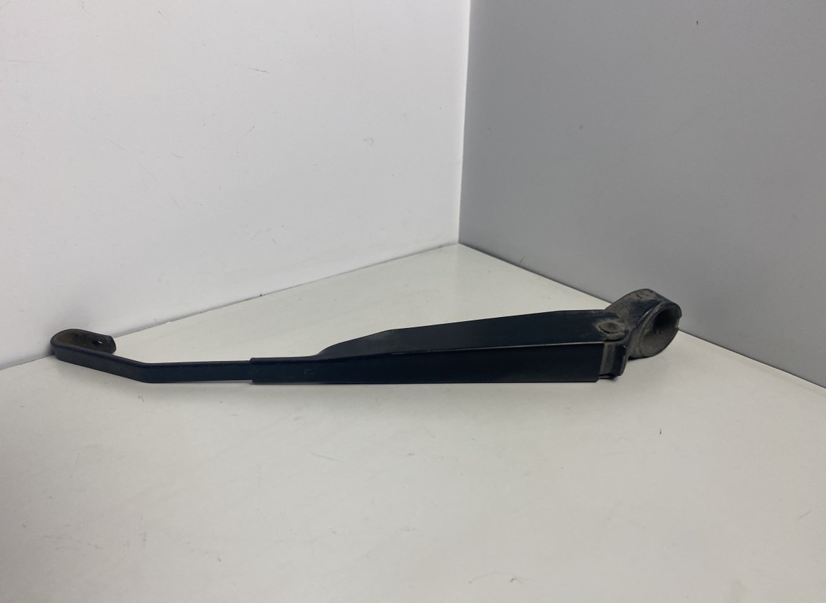 Chrysler Grand Voyager / Town & Country Takalasin pyyhkimen varsi CHRYSLER VOYAGER V (RT) (2007-2016) Rear Window...