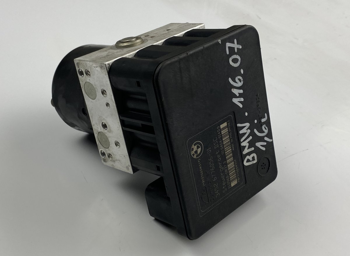 BMW 1 (E81 / E82 / E87 / E88) ABS hydraulic unit / pump BMW 1 (E81, E82, E87, E88) (2003-2013) ABS hydr...
