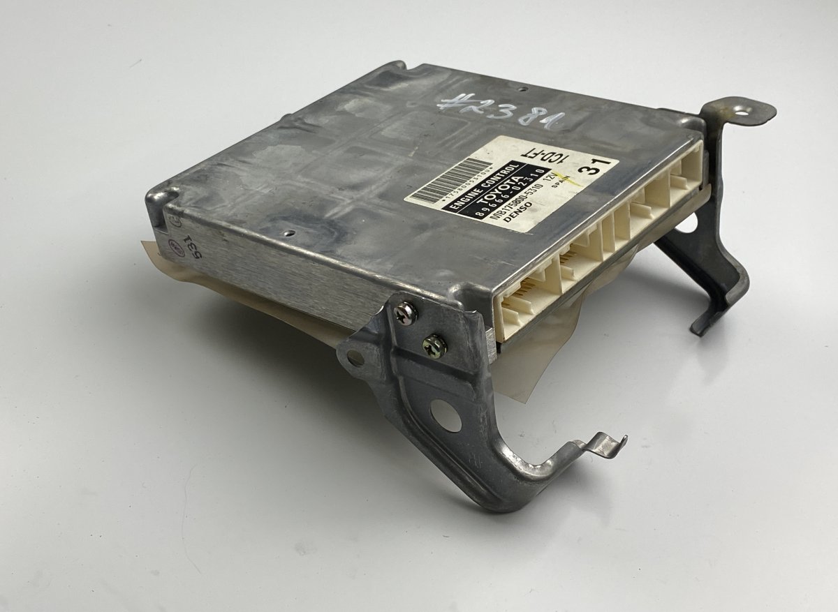 Toyota Corolla Engine Control Unit / module (ECU) TOYOTA COROLLA IX (E120) (2001-2007) Engine Con...