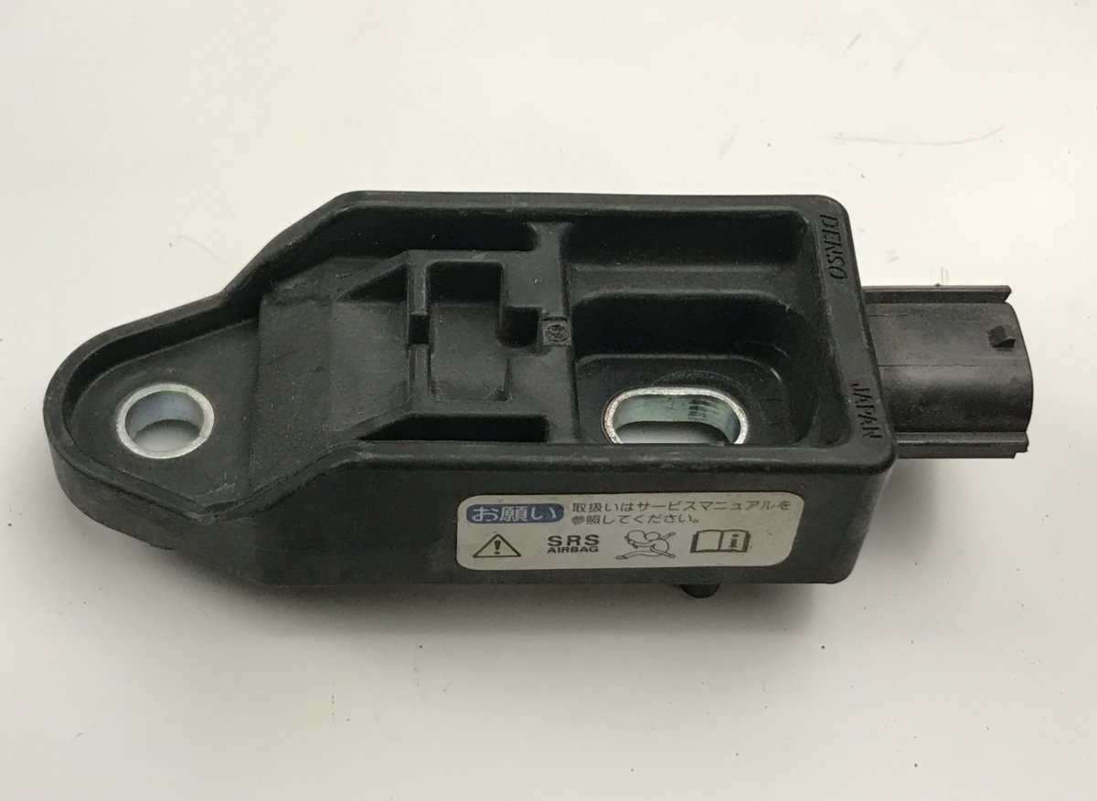 Honda FR-V Crash Sensor Front HONDA FR-V (2004-2009) Crash Sensor Front 77930...
