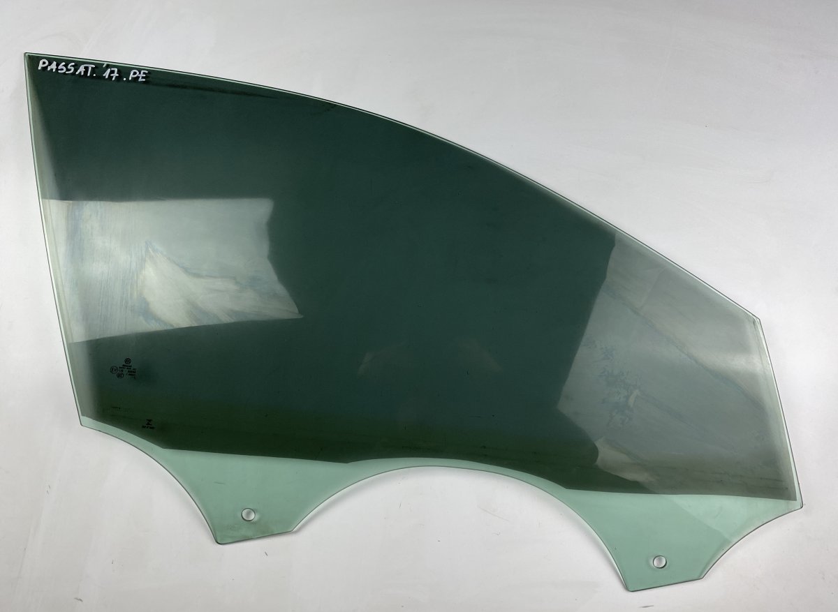 Volkswagen Passat (B8) Door window glass front right VW PASSAT B8 (3G) / ALLTRACK (2014-2023) Door w...