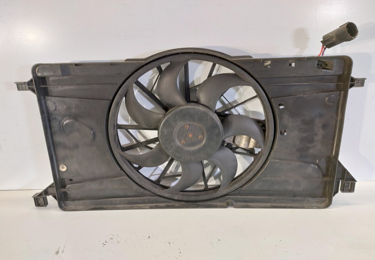 Volvo C30 Radiator Fan Electric VOLVO S40 / V50 / C30 / C70 (MS, MW) (2004-2012...