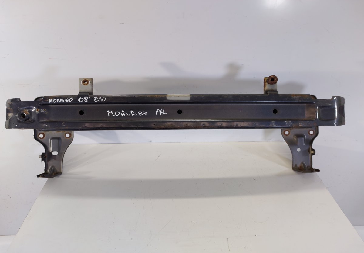 Ford Mondeo передний бампер, штифт FORD MONDEO Mk IV (BA7) (2007-2014) Front Bumpe...