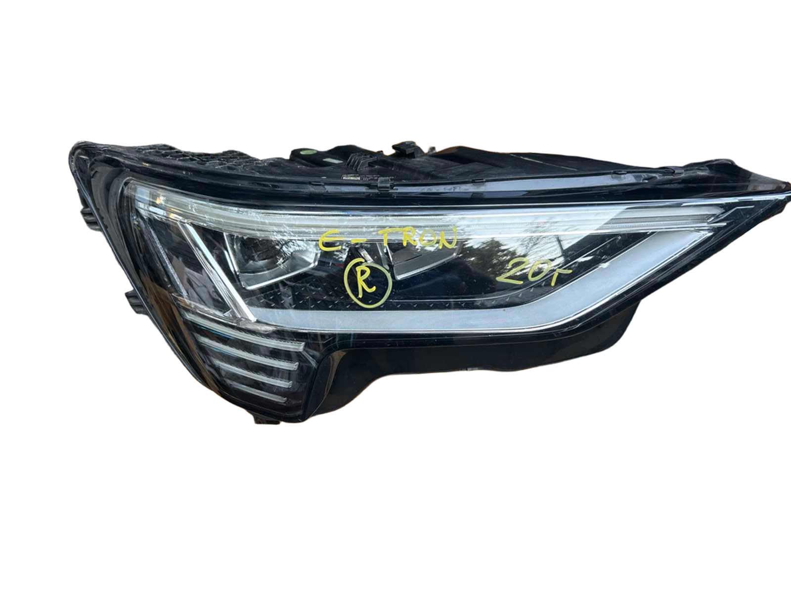 Audi e-tron Right LED Headlight 4KE 941 040 Complete front right LED headlight ...