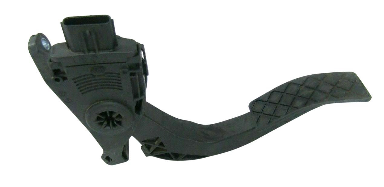 Audi A4 (B9) Accelerator throttle pedal AUDI A4 Accelerator throttle pedal

VIN: WAUZZZ...