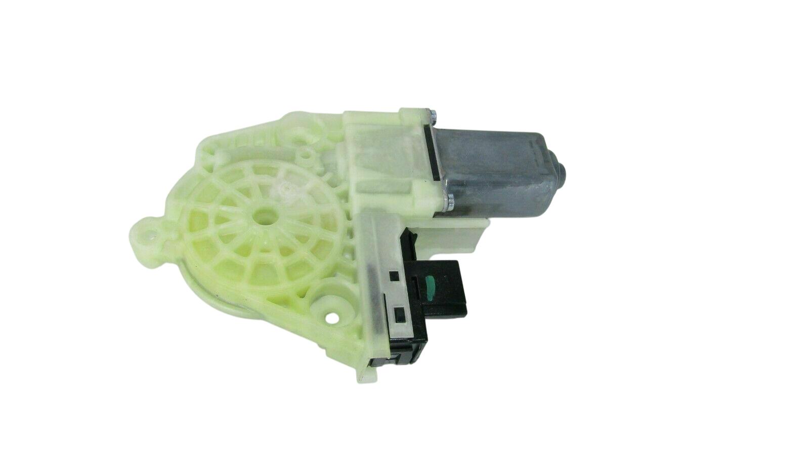 Porsche Panamera Rear door window regulator motor Porsche PANAMERA Rear door window regulator mot...