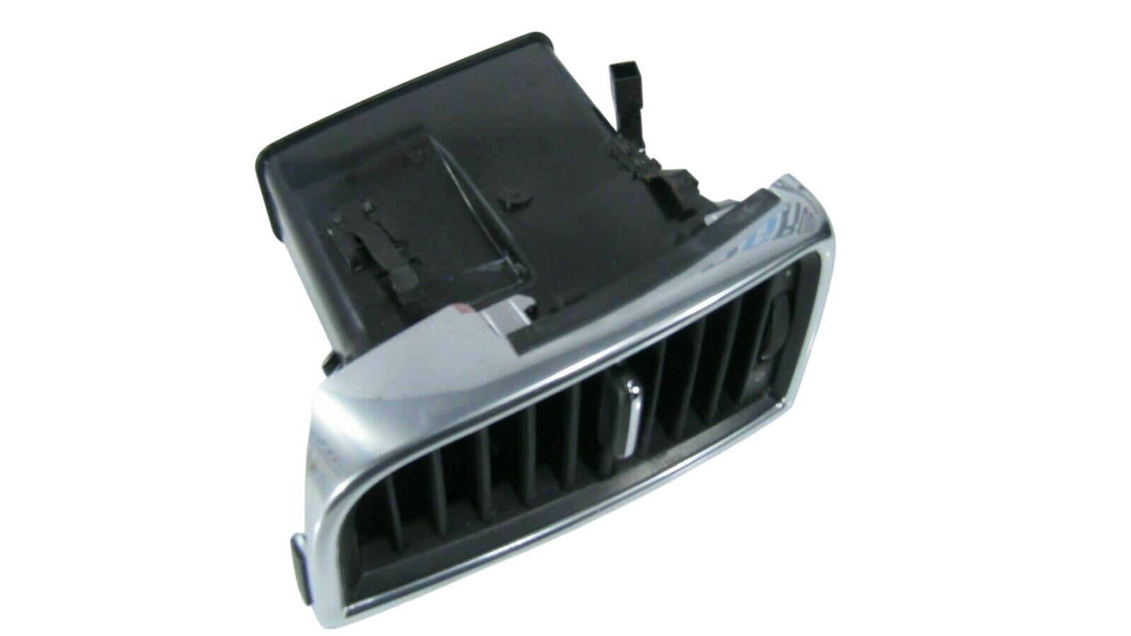 Porsche Panamera Dash center air vent grill Porsche PANAMERA dashboard center air vent gril...