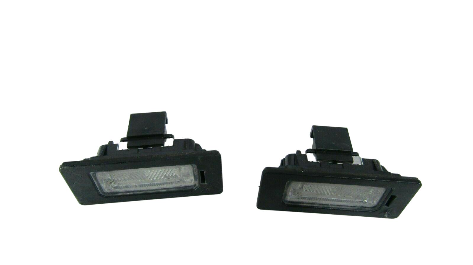 Porsche Panamera Number plate light Porsche PANAMERA number plate light

VIN: WP0AB...